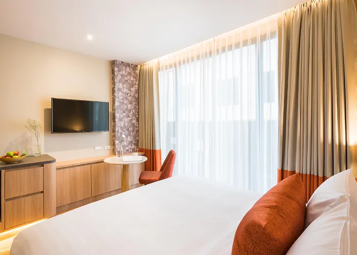 Hotel The Key Premier Sukhumvit 4*