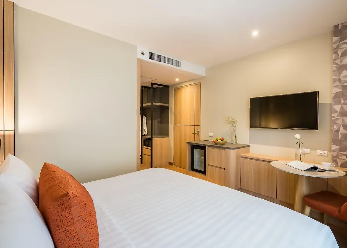 Hotel The Key Premier Sukhumvit 4*