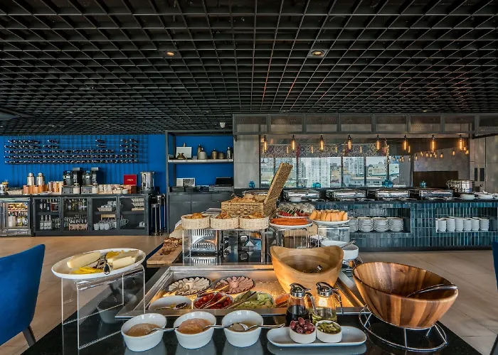 The Key Premier Sukhumvit 4* Бангкок